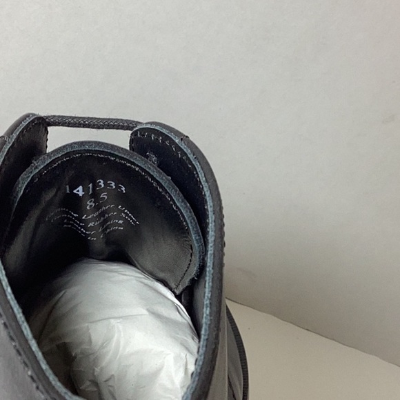 The Men's Store at Bloomingdale's
Men's Lace Up Cap Toe Boots - 100% Exc… - Picture 5 of 12